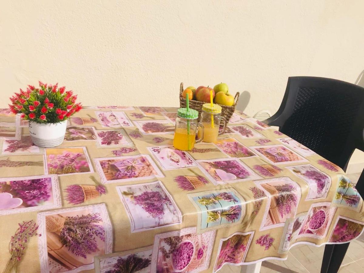 Apartmani Luiza Крес Екстериор снимка